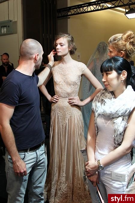 Sukienki Moda