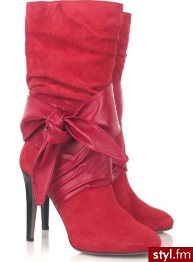 Halston: 995 euro / Jeśli już jest, proszę podać link, ponieważ chciałabym dodać do ulubionych... :) - Pozostałe Buty Moda