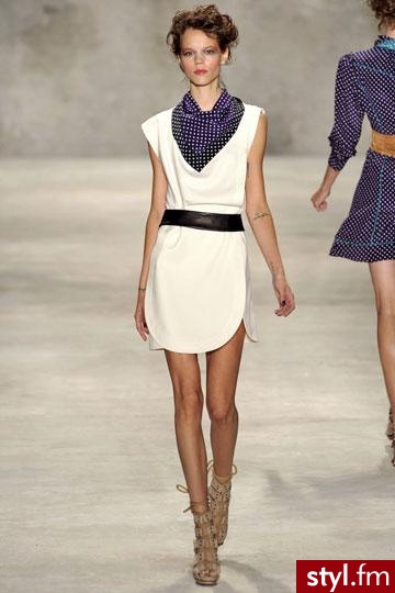 Jeżeli zdjęcie znajduje się już w galerii poproszę o link - Pozostałe Ciuchy Moda
