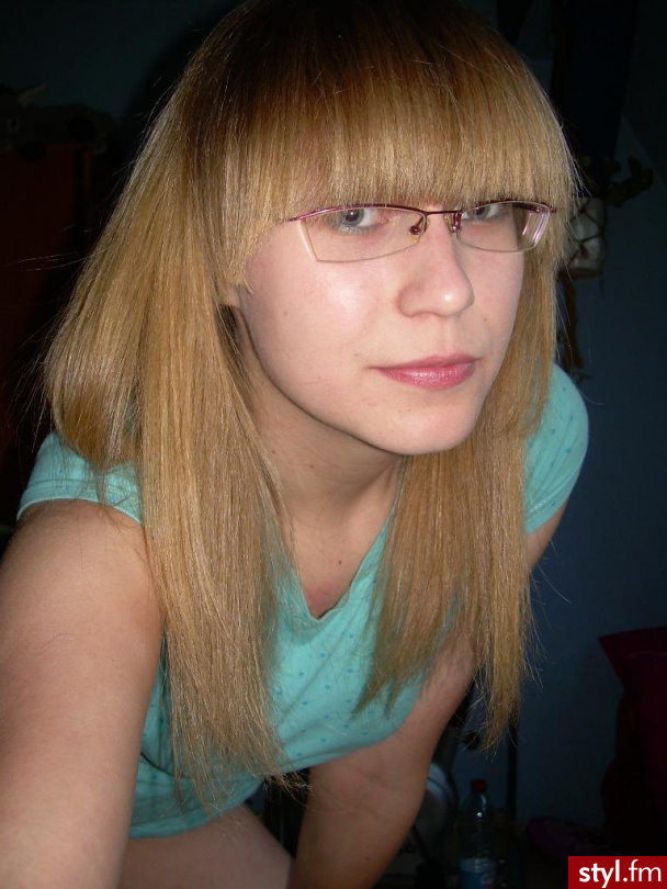 Średnie Fryzury