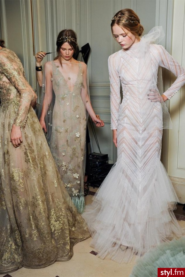 Sukienki Moda