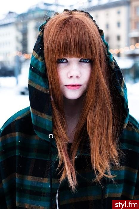 Średnie Fryzury