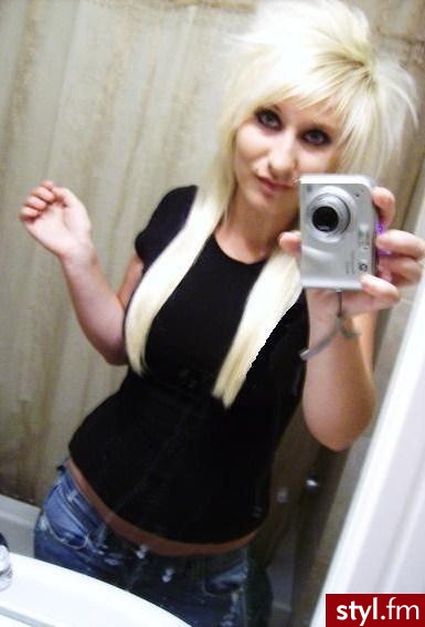 EMO Alternatywne Średnie Fryzury