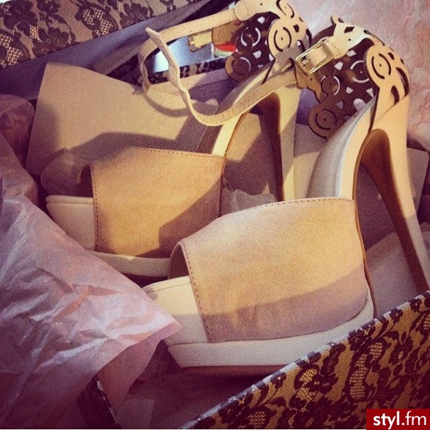 Szpilki Buty Moda