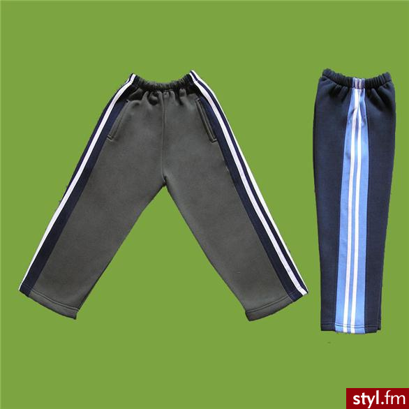 Gracja Spodenki sportowe z lampasami - Sportowe Buty Moda