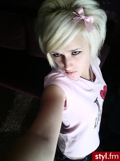 EMO Alternatywne Średnie Fryzury