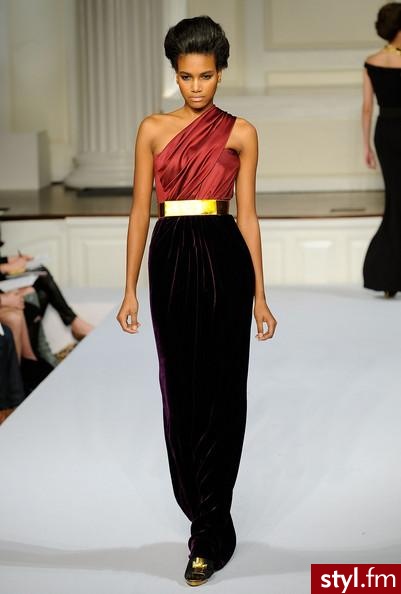 Sukienki Moda