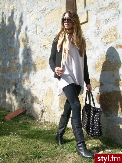 Jeżeli zdjęcie znajduje się już w galerii poproszę o link - Moda uliczna Inne Moda