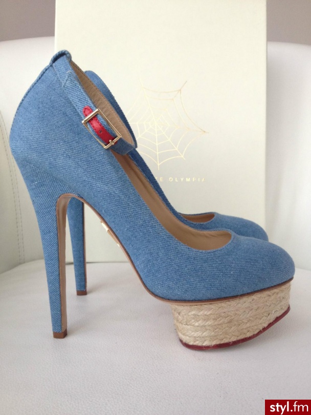 Szpilki Buty Moda
