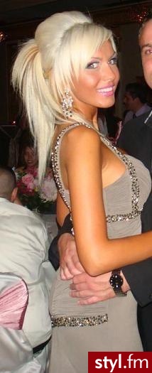 Średnie Fryzury