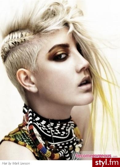 Blond Warkocze Proste Na co dzień Średnie Fryzury