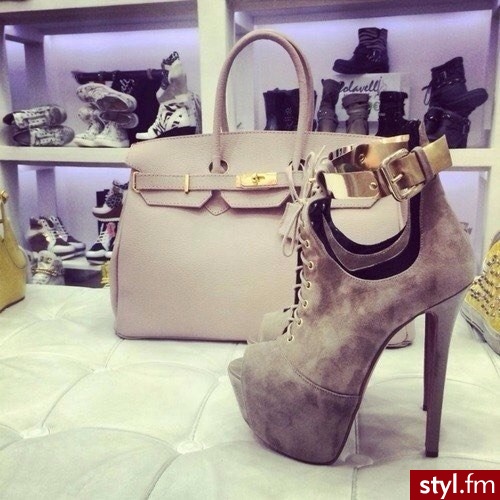 Szpilki Buty Moda