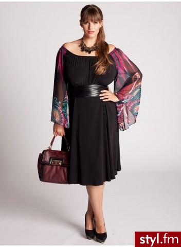 Sukienki Moda