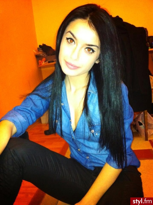 Średnie Fryzury
