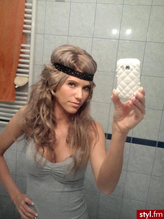 Kręcone Na co dzień Średnie Fryzury