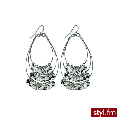 Metal Sequin Earrings | Jewellery Necklaces Bracelets Earrin... - Polyvore. Pobrano ze strony: http://www.polyvore.com/metal_sequin_earrings_jewellery_necklaces/thing?id=21787002 - Pozostałe Dodatki Moda