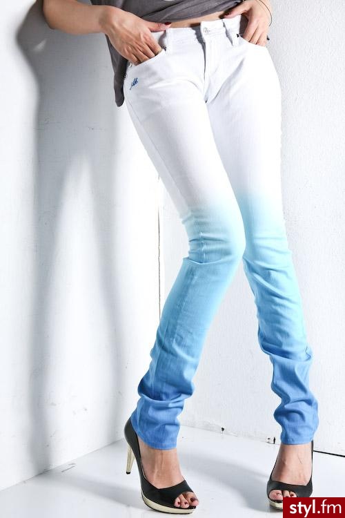 Cieniowane Jeansy. akdmks - 63$ - Pozostałe Ciuchy Moda