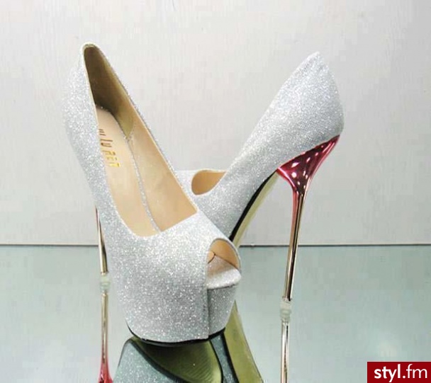 Szpilki Buty Moda