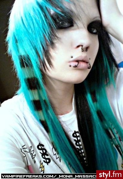 EMO Alternatywne Średnie Fryzury