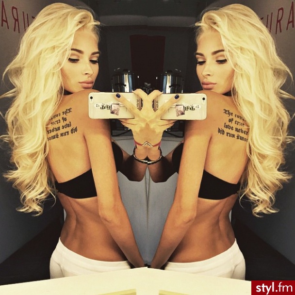 Blond Rozpuszczone Kręcone Na co dzień Długie Fryzury