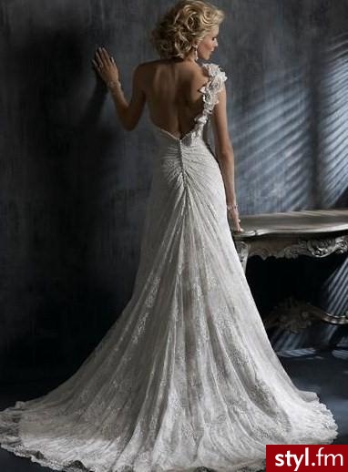 http://www.savoi.com.pl/ - Suknie ślubne Ślub Moda