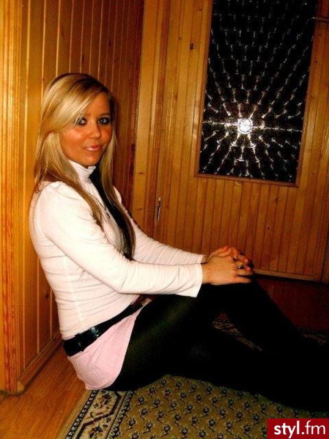 niuniaaa - Długie Fryzury