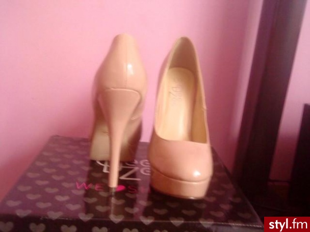 Szpilki Buty Moda