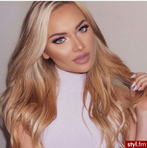 Blond Rozpuszczone Kręcone Na co dzień Długie Fryzury