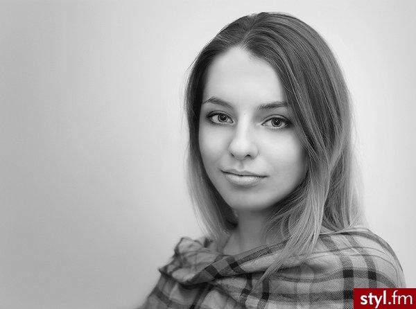 Półdlugie - Średnie Fryzury