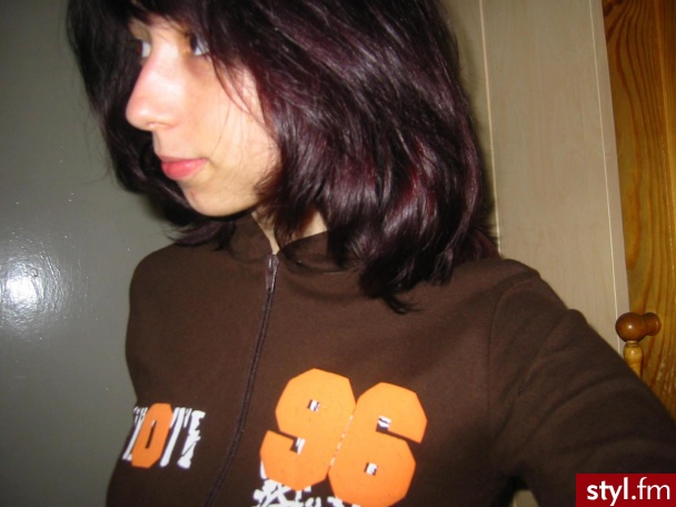 Średnie Fryzury