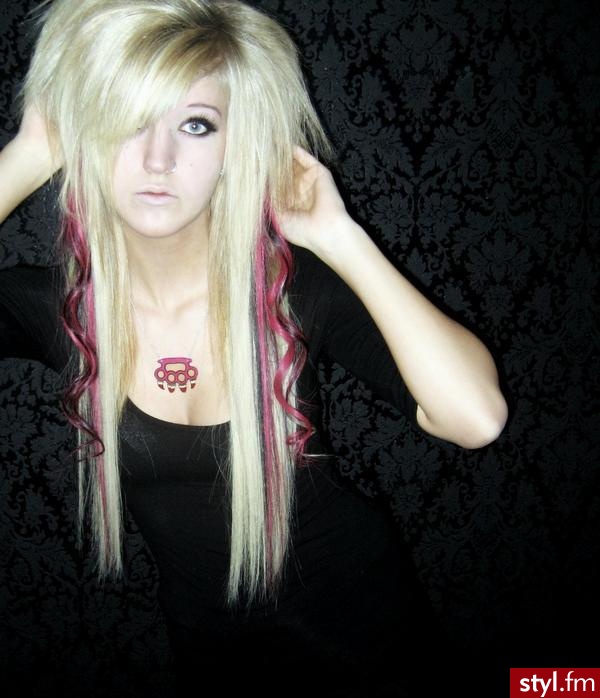 EMO Alternatywne Średnie Fryzury