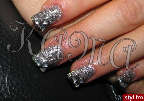 kama-glasgow 07809634742 - Paznokcie