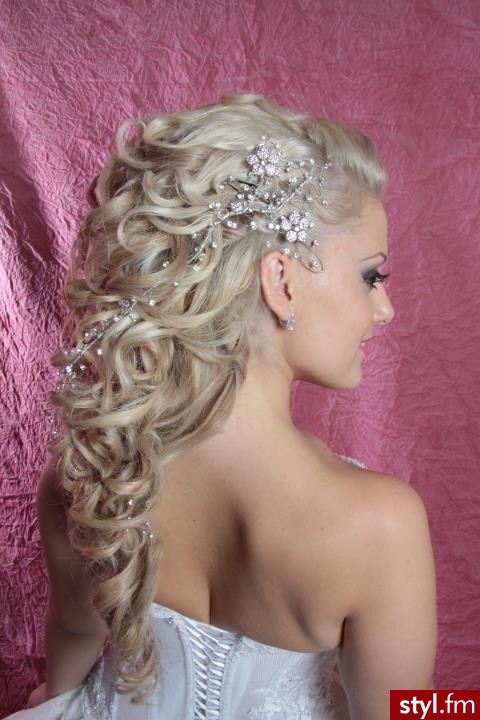 Blond Upięcie Kręcone Ślubne Długie Fryzury