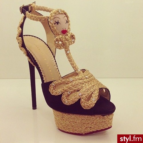 Szpilki Buty Moda