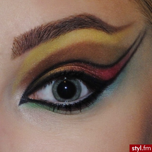 Więcej zdjęć na stronie https://www.facebook.com/Paulina.Ciborowska.Makeup.Hairstyles - Artystyczne Makijaże