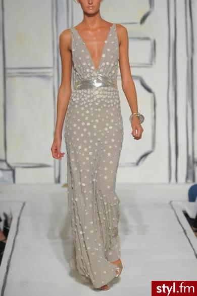 sukienka. Oscar de la Renta
Jeżeli już jest proszę o link - Pozostałe Ciuchy Moda