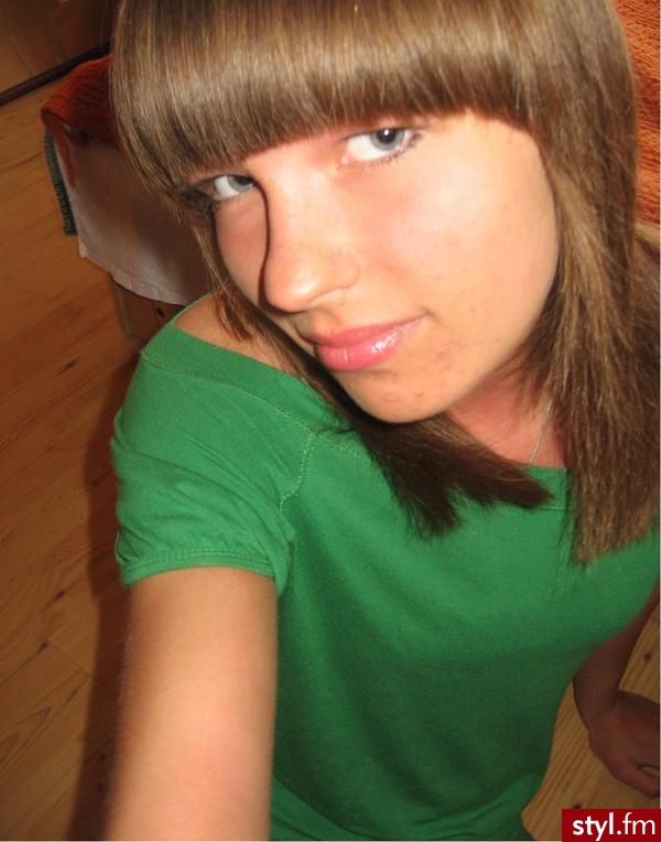 Agata Chmielewska. :)) - Średnie Fryzury