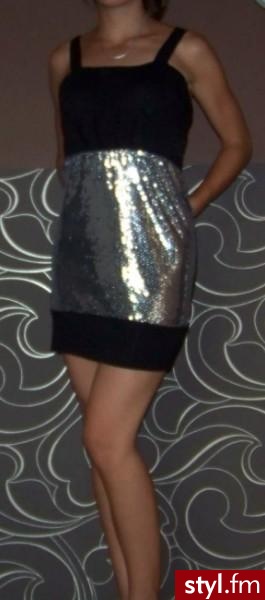 Sukienki Moda