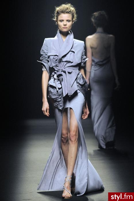 Sukienki Moda