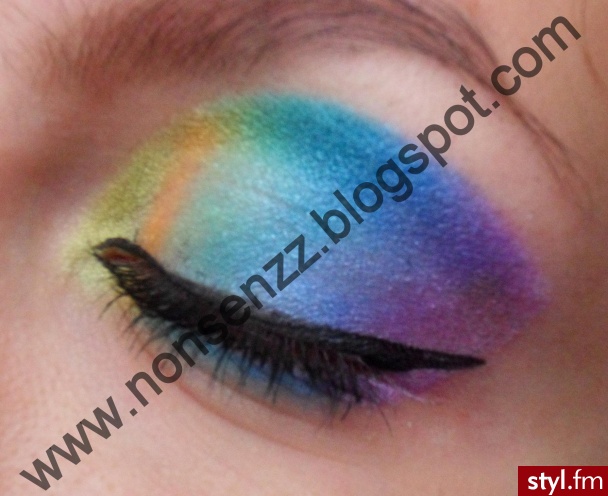 www.nonsenzz.blogspot.com - Dzienne Makijaże