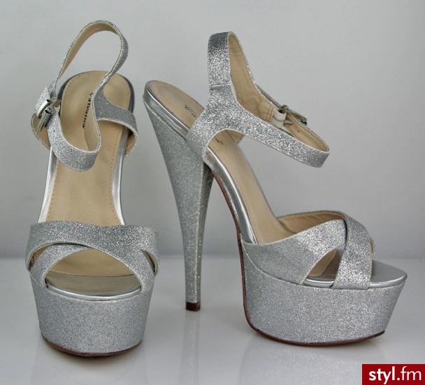 Szpilki Buty Moda