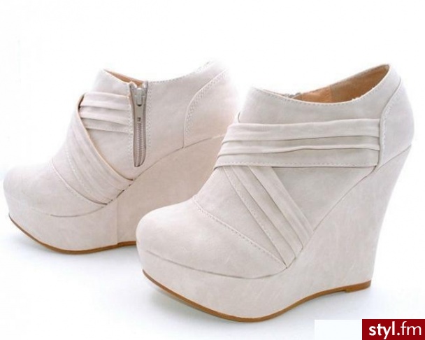 Pozostałe Buty Moda