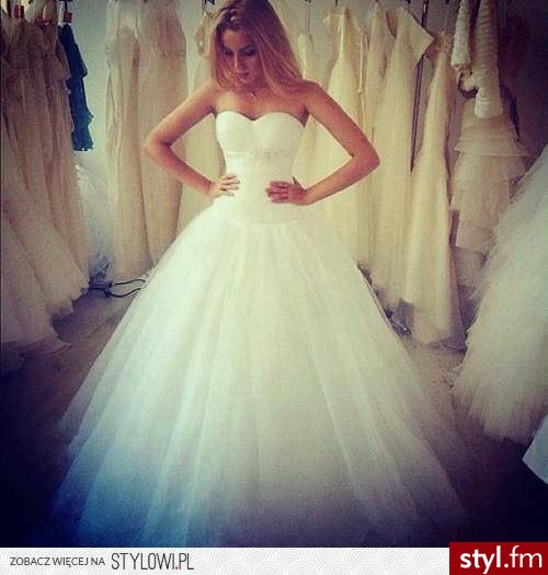;33 - Suknie ślubne Ślub Moda