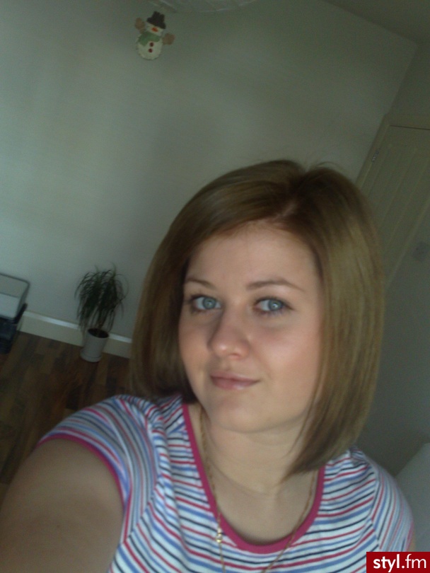 Średnie Fryzury