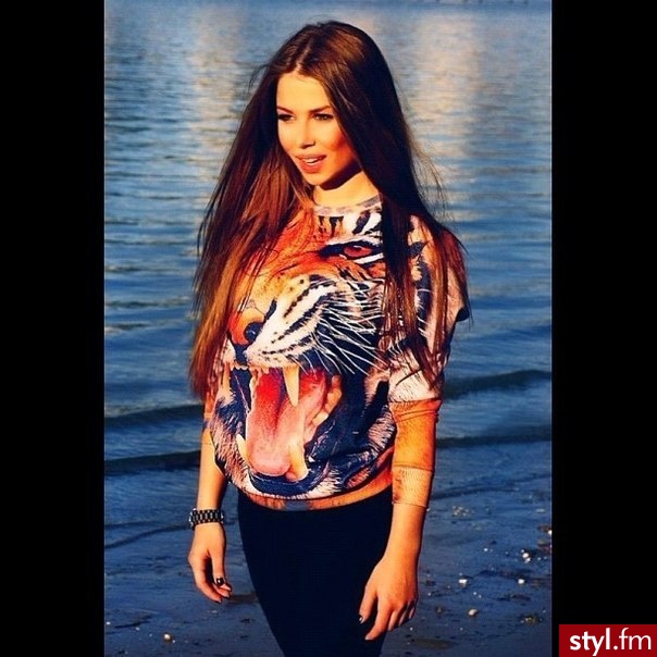 Bluzy Ciuchy Moda