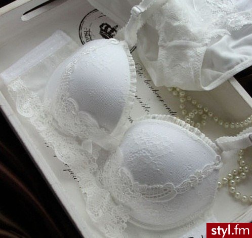 Biustonosze Bielizna Moda