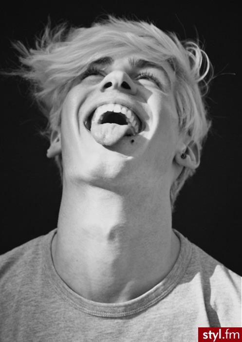 Blond EMO Alternatywne Średnie Męskie Fryzury
