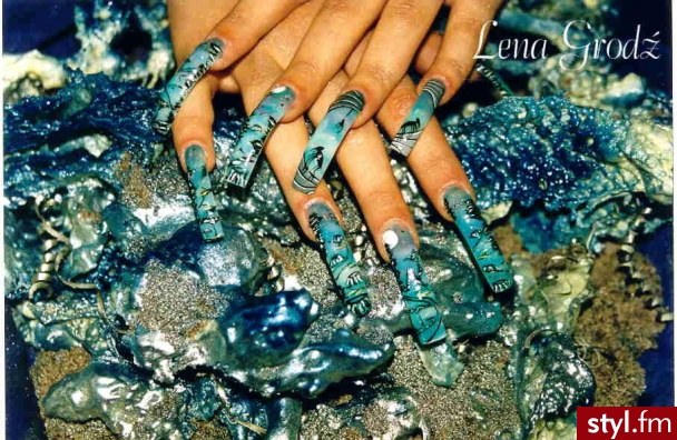 Autor: strzelczyczka Planeta Wenus. Autor: <b>strzelczyczka</b><br /> Mistrzostwa 'nail art'Gdansk2002 - Paznokcie