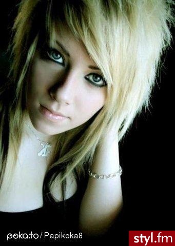 EMO Alternatywne Średnie Fryzury