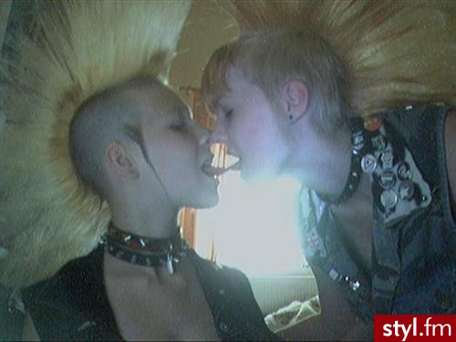 Blond Punk Rock Alternatywne Średnie Fryzury